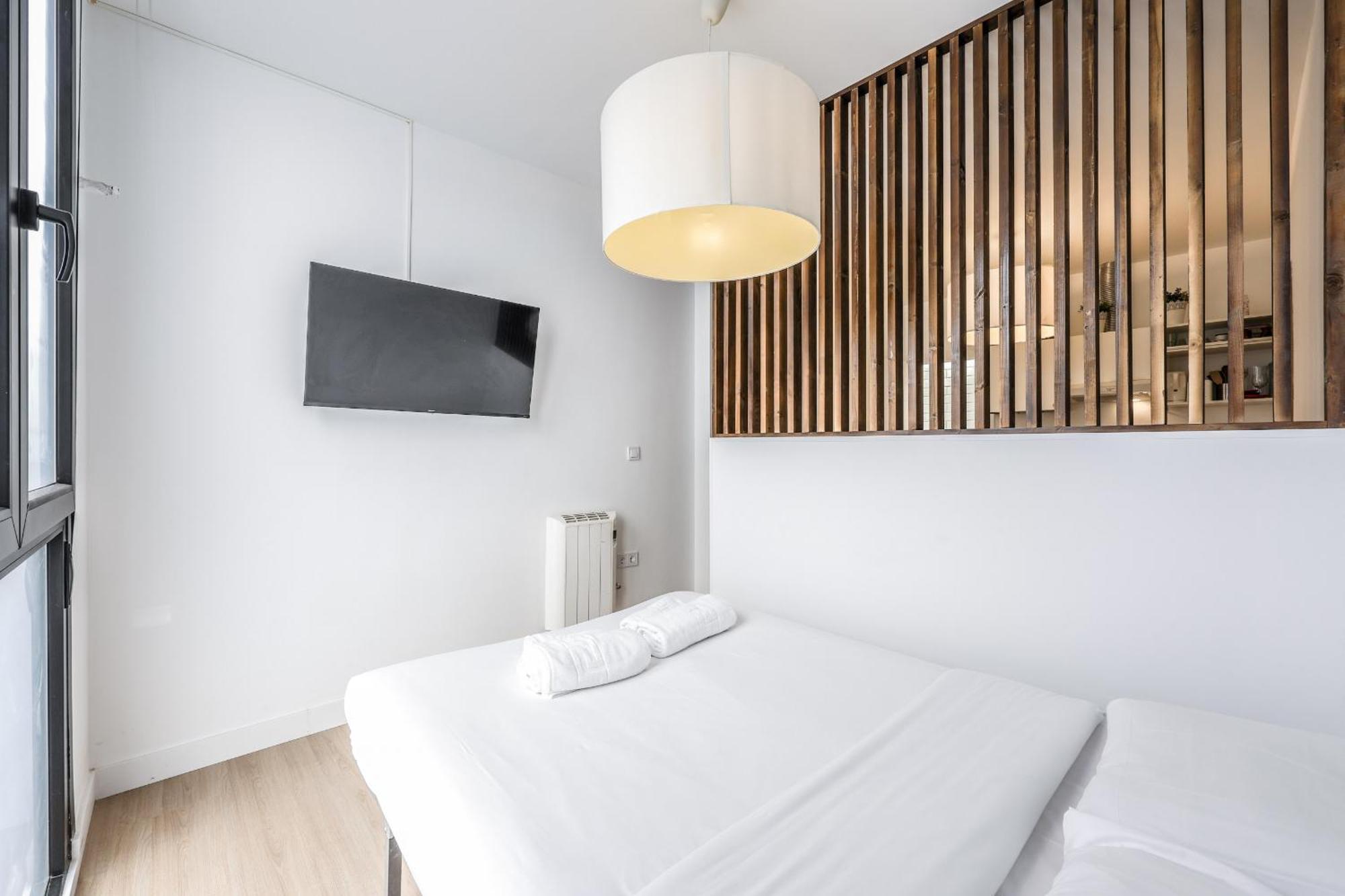 Pequeno Apartamento Reformado En Tirso De Molina Alquiler Temporal Madrid Dış mekan fotoğraf