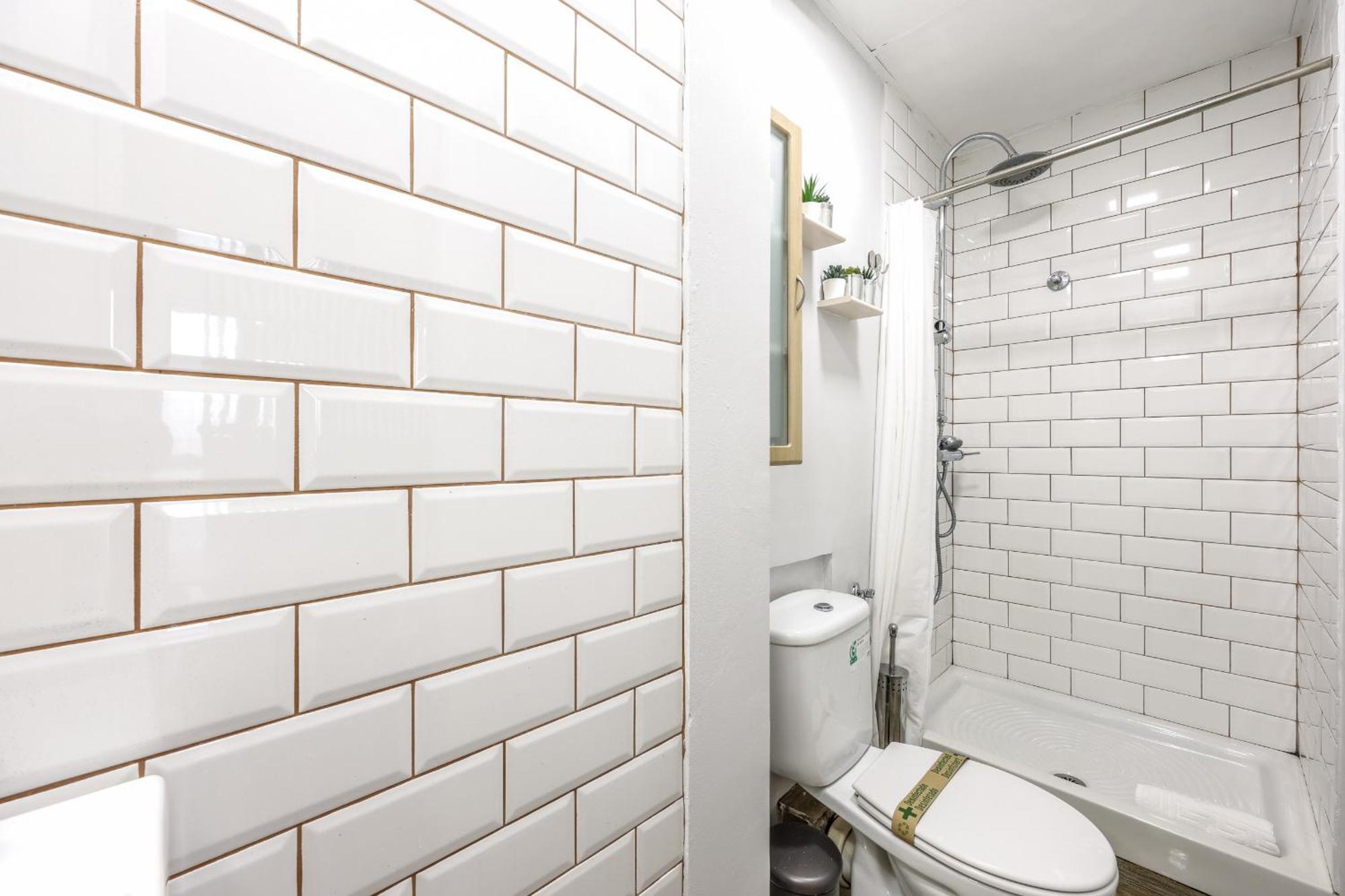 Pequeno Apartamento Reformado En Tirso De Molina Alquiler Temporal Madrid Dış mekan fotoğraf